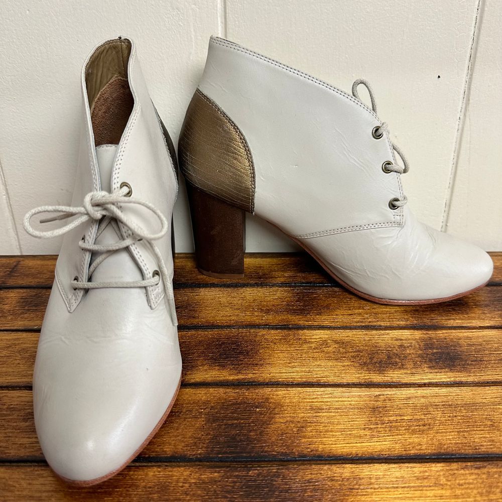 Anthropologie Nina Payne‎ Boots Women's 6.5 Flash Ankle Lace up